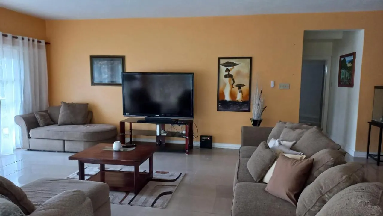 Spacious Tranquility Cove Two Bedroom Apartment St Mary