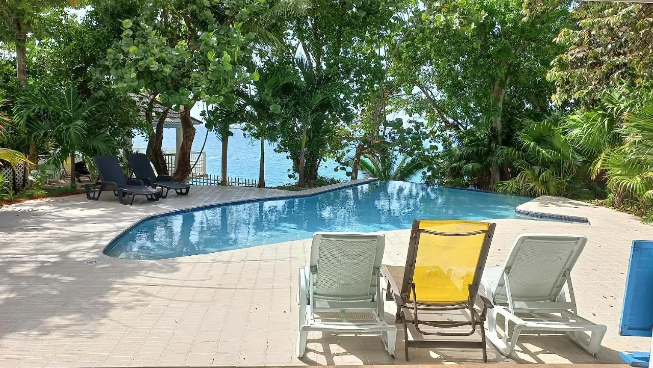 Spacious Tranquility Cove Two Bedroom Apartment St Mary